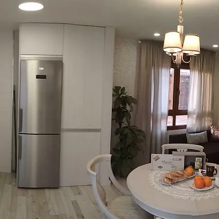 Espronceda Patio Solarium شقة *