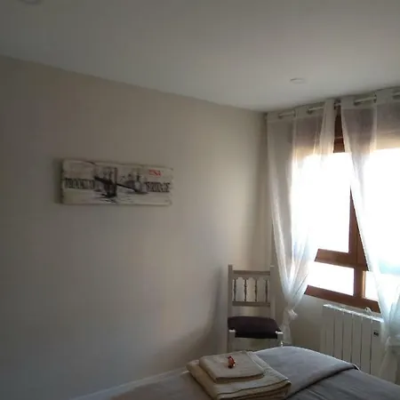 Espronceda Patio Solarium شقة